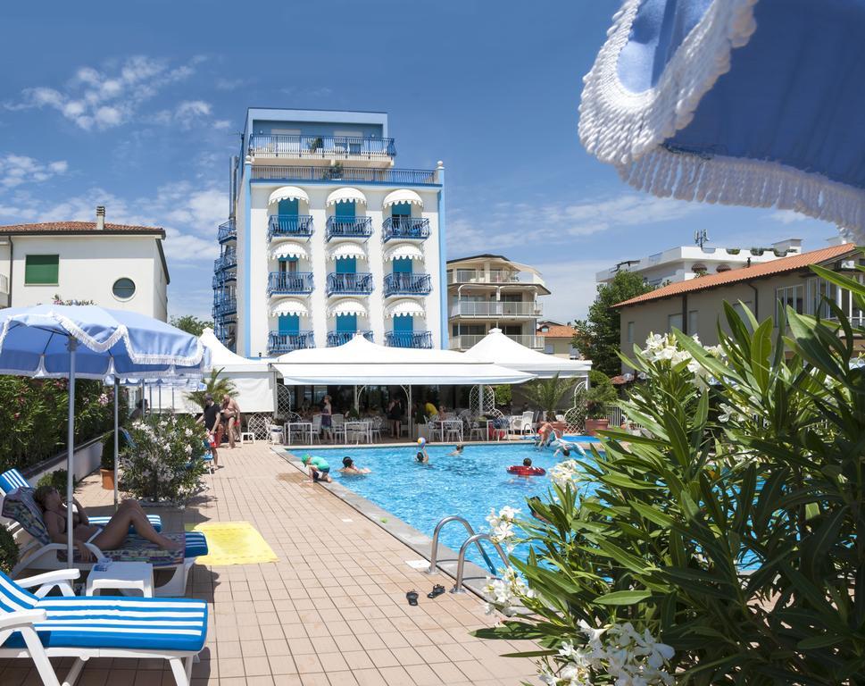 Hotel Plaza Esplanade Lido di Jesolo Buitenkant foto