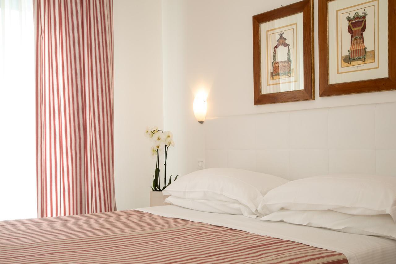 Hotel Plaza Esplanade Lido di Jesolo Buitenkant foto