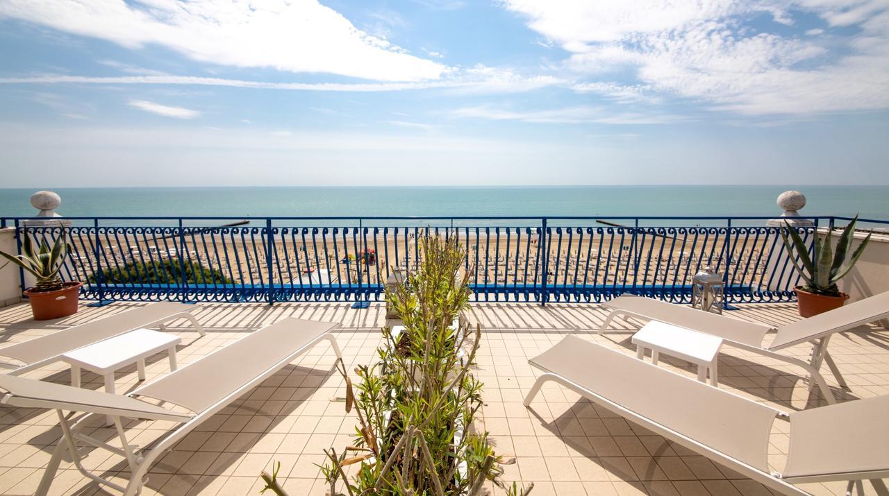 Hotel Plaza Esplanade Lido di Jesolo Buitenkant foto