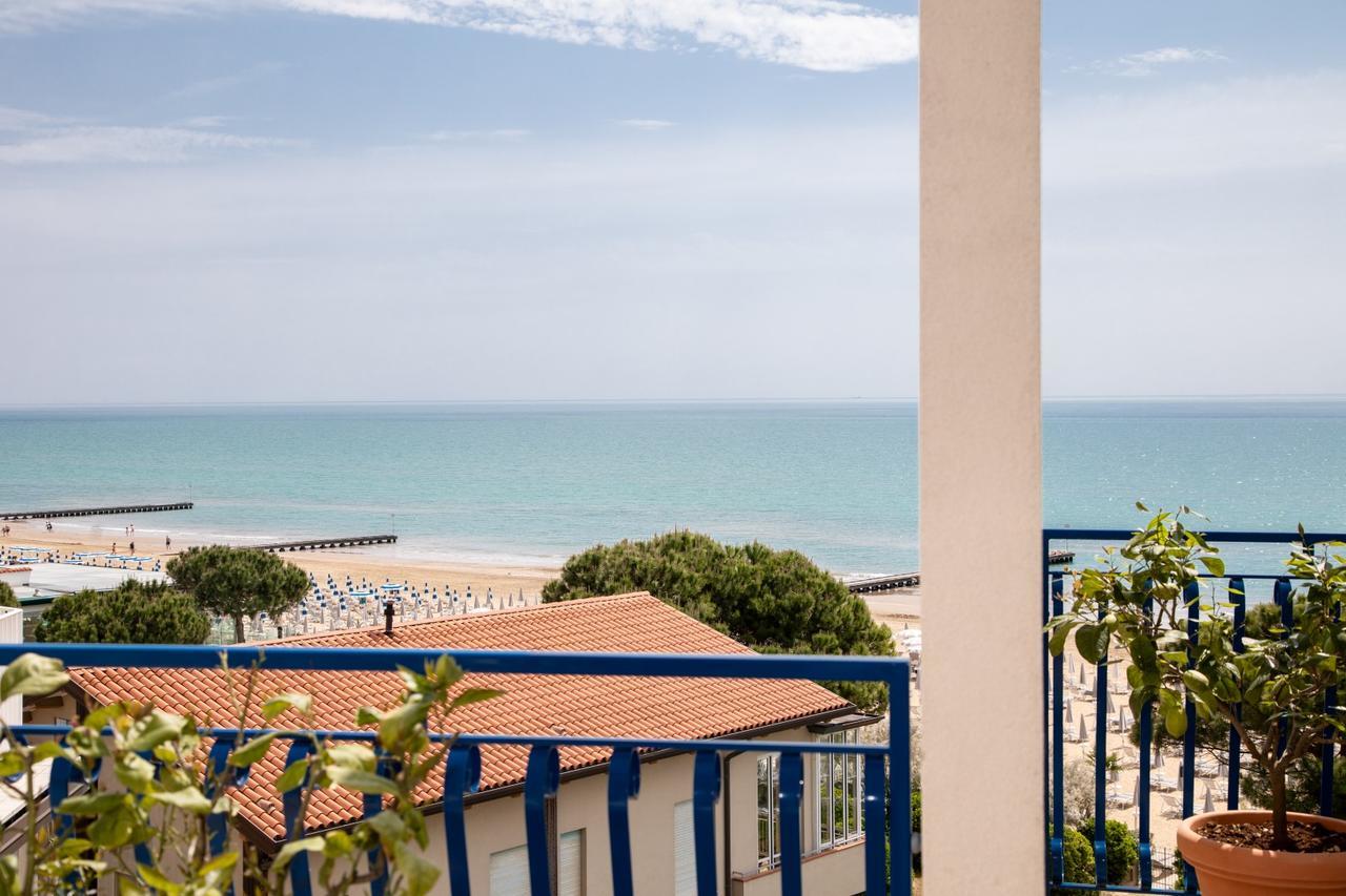 Hotel Plaza Esplanade Lido di Jesolo Buitenkant foto